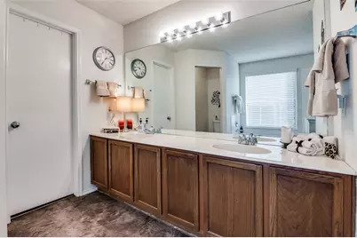 1520 Lakeside Drive, Glenn Heights, TX 75154 - Photo 17