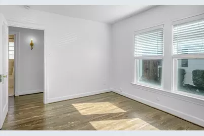 5422 Stoneleigh Avenue, Dallas, TX 75235 - Photo 15