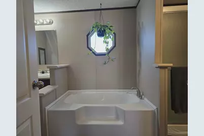 1381 Hackleman Road, Whitesboro, TX 76273 - Photo 11