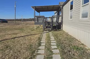 1381 Hackleman Rd, Whitesboro, TX 76273 - Photo 3