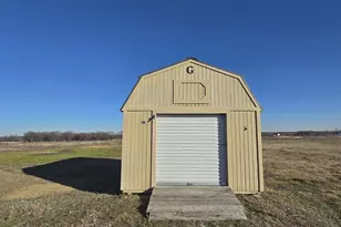 1381 Hackleman Rd, Whitesboro, TX 76273 - Photo 23