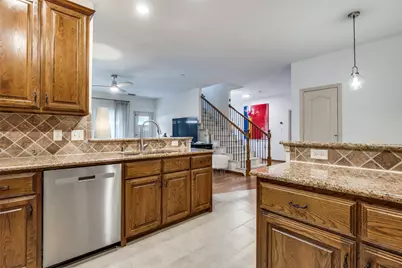 2212 Paige Court, Carrollton, TX 75006 - Photo 5