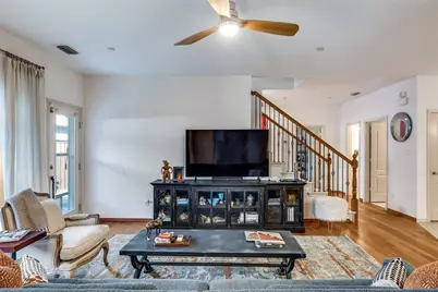 2212 Paige Court, Carrollton, TX 75006 - Photo 15