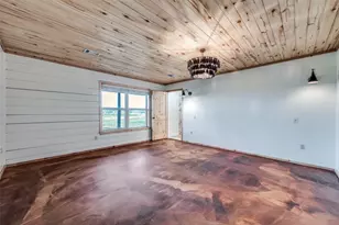 1353 Spring Creek Rd, Collinsville, TX 76233 - Photo 17