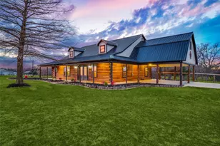 1353 Spring Creek Rd, Collinsville, TX 76233 - Photo 1