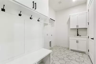 3906 Harlingen Street, Dallas, TX 75212 - Photo 17