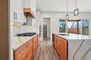 3906 Harlingen St, Dallas, TX 75212 - Photo 13