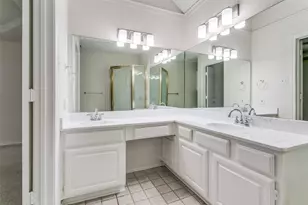 2078 Arbor Creek Dr, Carrollton, TX 75010 - Photo 19