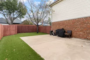 2132 Cannes Dr, Carrollton, TX 75006 - Photo 33