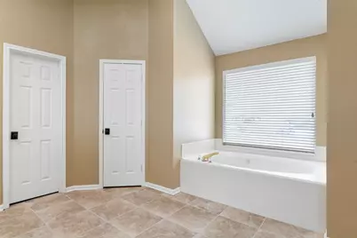 2132 Cannes Drive, Carrollton, TX 75006 - Photo 25