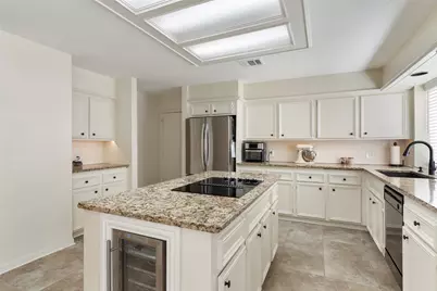 2132 Cannes Drive, Carrollton, TX 75006 - Photo 39