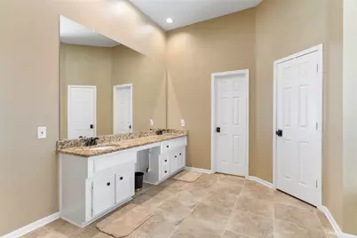 2132 Cannes Drive, Carrollton, TX 75006 - Photo 23
