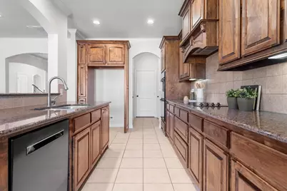 425 Locksley Court, Saginaw, TX 76179 - Photo 13
