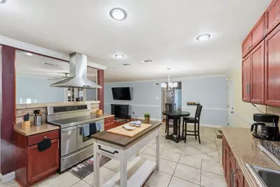 1809 James Street, Irving, TX 75061 - Photo 5