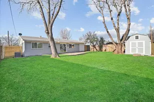 2903 Lowell Dr, Irving, TX 75062 - Photo 29