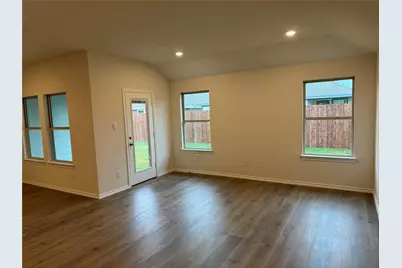 2335 Gardenia Lane, Pilot Point, TX 76258 - Photo 7