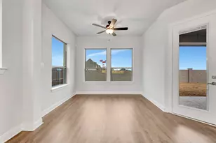 732 Shinnery Oak Way, Waxahachie, TX 75165 - Photo 33