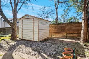 8803 San Leandro Dr, Dallas, TX 75218 - Photo 33