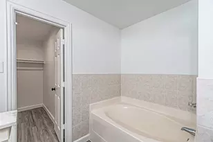 875 Grace Ln, Irving, TX 75061 - Photo 29