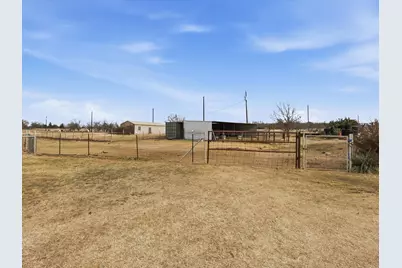 107 Private Road 3421, Bridgeport, TX 76426 - Photo 29