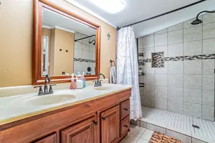 13589 Sam Reynolds Rd, Justin, TX 76247 - Photo 15