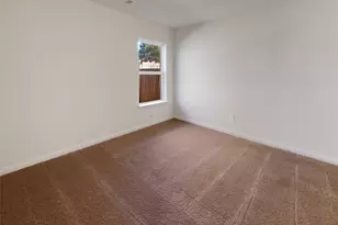 1006 Barrymore Ln, Duncanville, TX 75137 - Photo 9