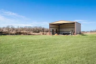 4060 Cr 36220, Sumner, TX 75486 - Photo 35