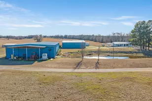 4060 Cr 36220, Sumner, TX 75486 - Photo 31