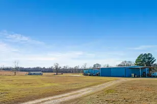 4060 Cr 36220, Sumner, TX 75486 - Photo 29