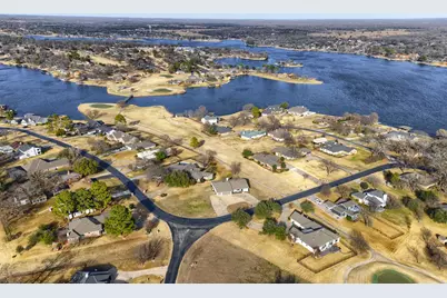 401 Kiowa Drive W, Gainesville, TX 76240 - Photo 35