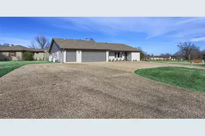 401 Kiowa Drive W, Gainesville, TX 76240 - Photo 3