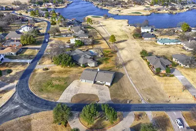 401 Kiowa Drive W, Gainesville, TX 76240 - Photo 33