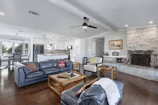 401 Kiowa Dr W, Gainesville, TX 76240 - Photo 9