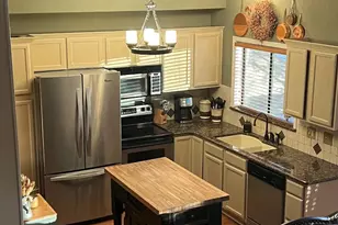 151 Summer Pl Cir, Pottsboro, TX 75076 - Photo 5