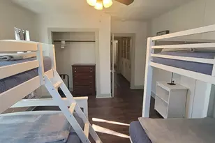 910 Baird St, Cleburne, TX 76033 - Photo 19