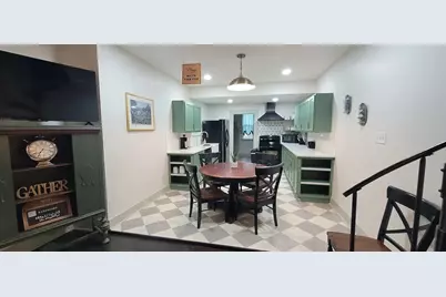 910 Baird Street, Cleburne, TX 76033 - Photo 9