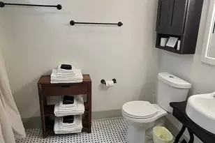 910 Baird St, Cleburne, TX 76033 - Photo 15