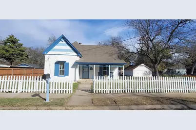 910 Baird Street, Cleburne, TX 76033 - Photo 1