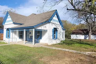 910 Baird St, Cleburne, TX 76033 - Photo 5