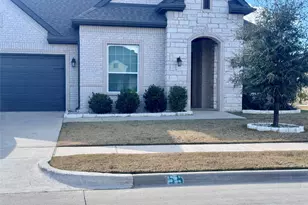 1057 Mickelson Dr, Granbury, TX 76048 - Photo 3