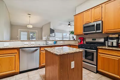 3204 Trailwood Lane, Flower Mound, TX 75028 - Photo 9