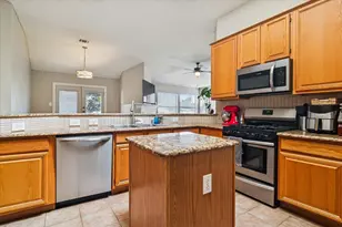 3204 Trailwood Ln, Flower Mound, TX 75028 - Photo 9