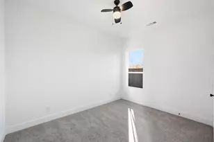 104 Francis St, Hillsboro, TX 76645 - Photo 7