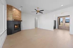 417 Collum Vw, Azle, TX 76020 - Photo 9