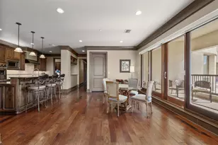 501 Samuels Ave, Fort Worth, TX 76102 - Photo 13