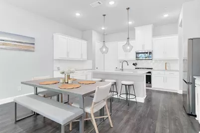 12960 Wymeth Drive, Farmers Branch, TX 75234 - Photo 9