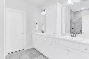 12960 Wymeth Dr, Farmers Branch, TX 75234 - Photo 23