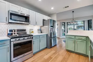 2037 Espinosa Dr, Carrollton, TX 75010 - Photo 7