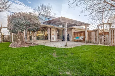 2037 Espinosa Drive, Carrollton, TX 75010 - Photo 27