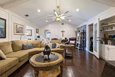 4525 Meadowview Drive, Mesquite, TX 75150 - Photo 3